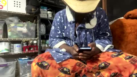 Snapshot of dpirated1 chatting on March 2025 09:39:02 AM MrPirated online show from March 2025 09:39:02 AM