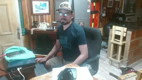 Snapshot of dr_simon84 chatting on December 2024 01:31:02 AM Dr Simon online show from December 2024 01:31:02 AM
