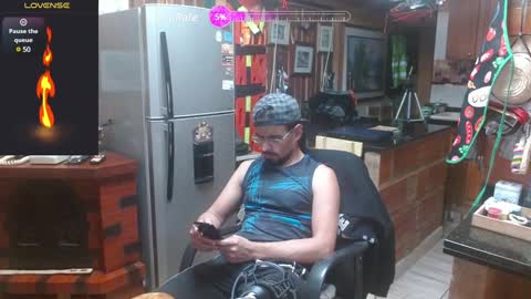 Snapshot of dr_simon84 chatting on December 2024 07:00:01 AM Dr Simon online show from December 2024 07:00:01 AM