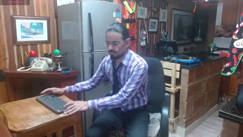 Snapshot of dr_simon84 chatting on December 2024 08:10:02 AM Dr Simon online show from December 2024 08:10:02 AM