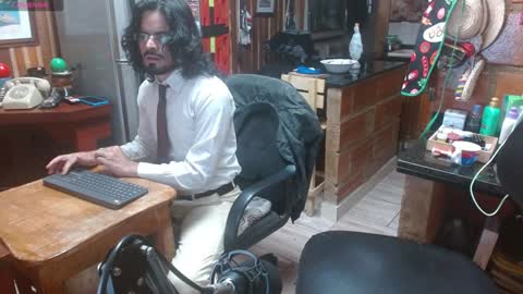 Snapshot of dr_simon84 chatting on December 2024 11:53:01 AM Dr Simon online show from December 2024 11:53:01 AM
