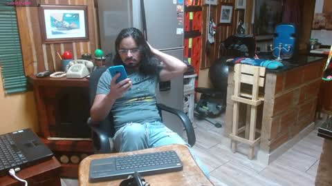 Snapshot of dr_simon84 chatting on January 2025 04:04:01 AM Dr Simon online show from January 2025 04:04:01 AM