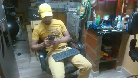 Snapshot of dr_simon84 chatting on January 2025 02:14:01 AM Dr Simon online show from January 2025 02:14:01 AM