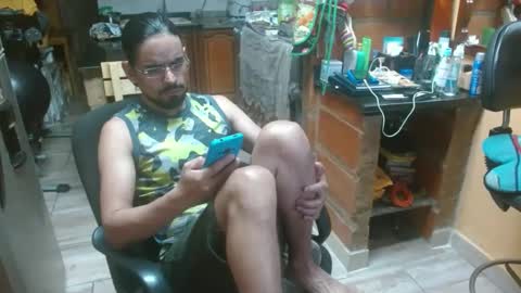 Snapshot of dr_simon84 chatting on January 2025 05:16:02 AM Dr Simon online show from January 2025 05:16:02 AM