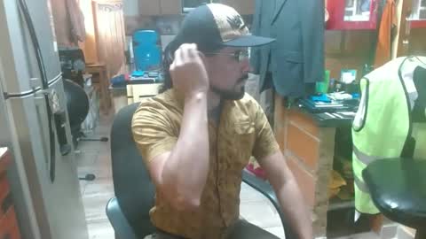 Snapshot of dr_simon84 chatting on January 2025 06:04:02 PM Dr Simon online show from January 2025 06:04:02 PM
