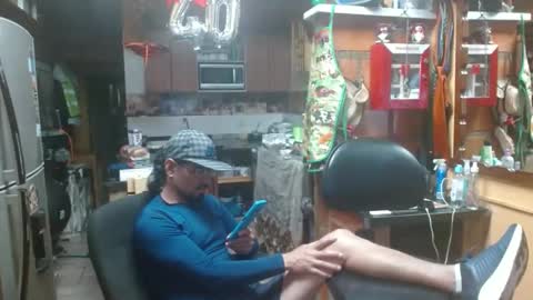 Snapshot of dr_simon84 chatting on January 2025 01:56:02 AM Dr Simon online show from January 2025 01:56:02 AM