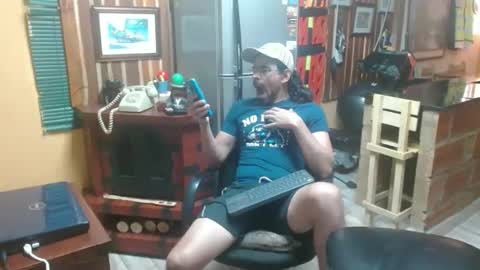 Snapshot of dr_simon84 chatting on January 2025 06:48:01 PM Dr Simon online show from January 2025 06:48:01 PM