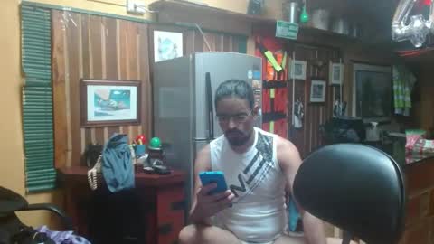 Snapshot of dr_simon84 chatting on January 2025 04:37:01 AM Dr Simon online show from January 2025 04:37:01 AM