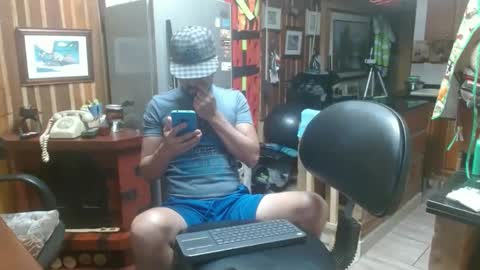Snapshot of dr_simon84 chatting on January 2025 12:01:01 AM Dr Simon online show from January 2025 12:01:01 AM