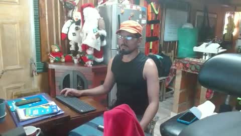 Snapshot of dr_simon84 chatting on December 2025 07:22:01 PM Dr Simon online show from December 2025 07:22:01 PM