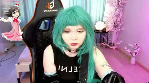 Draculaura online show from May 2026 10:22:02 AM