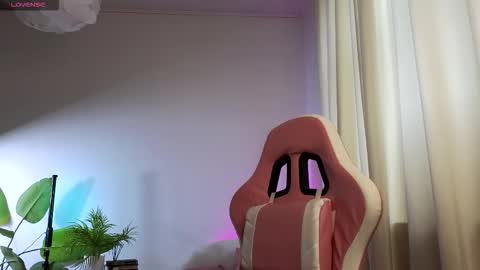 Lisbeth Salander online show from November 2025 06:13:01 AM