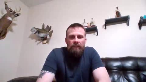 Snapshot of dragoste18 chatting on December 2025 06:33:01 AM Dragoste online show from December 2025 06:33:01 AM