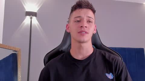 Snapshot of drake_carter1 chatting on January 2025 03:16:02 AM drake_carter1 online show from January 2025 03:16:02 AM