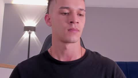 Snapshot of drake_carter1 chatting on January 2025 01:59:01 AM drake_carter1 online show from January 2025 01:59:01 AM