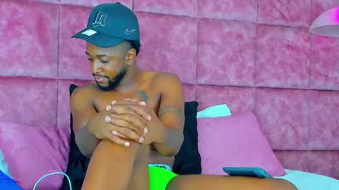 Snapshot of drake_nassir4 chatting on December 2024 06:54:01 AM ---Drake--- online show from December 2024 06:54:01 AM