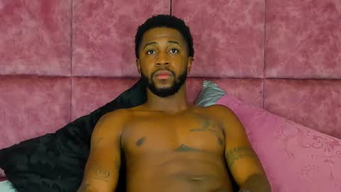 Snapshot of drake_nassir4 chatting on December 2024 09:28:02 AM ---Drake--- online show from December 2024 09:28:02 AM