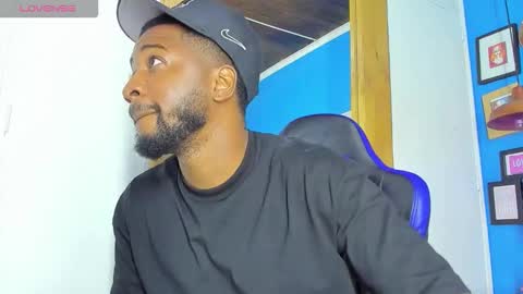 Snapshot of drake_nassir4 chatting on September 2025 10:47:01 PM ---Drake--- online show from September 2025 10:47:01 PM