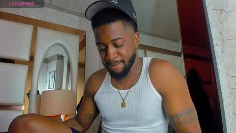 Snapshot of drake_nassir4 chatting on November 2025 02:49:02 PM ---Drake--- online show from November 2025 02:49:02 PM