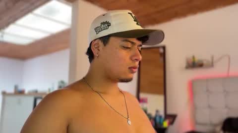 Snapshot of drakenn_ chatting on February 2026 04:47:02 PM drakeeee online show from February 2026 04:47:02 PM