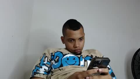 Snapshot of drako_monstercock chatting on April 2026 10:34:02 PM drako_monstercock online show from April 2026 10:34:02 PM