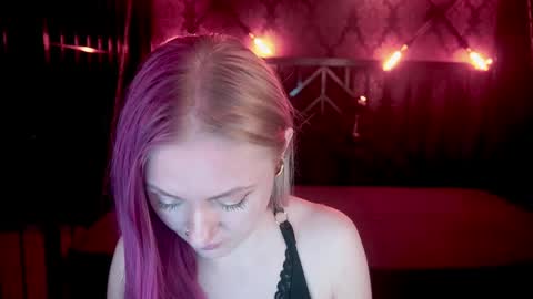 Lina online show from May 2026 05:56:02 AM