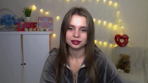 Snapshot of dream_mari chatting on October 2025 07:39:01 AM Mari online show from October 2025 07:39:01 AM