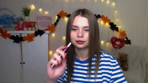 Snapshot of dream_mari chatting on October 2025 05:32:01 AM Mari online show from October 2025 05:32:01 AM