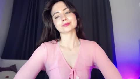 Snapshot of dream_nicole02 chatting on January 2025 01:54:01 AM Nicole online show from January 2025 01:54:01 AM