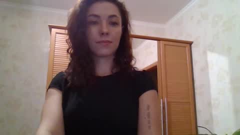 dream_petal_ online show from March 2026 04:57:02 PM
