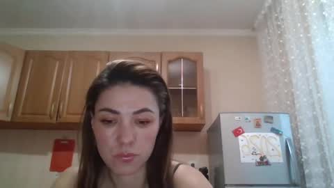 dream_petal_ online show from April 2026 01:41:02 PM