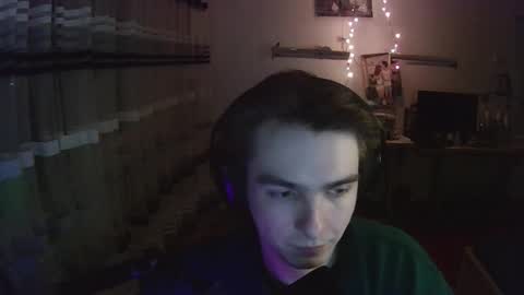 Snapshot of dreamerguy07 chatting on February 2026 07:21:02 PM dreamerguy07 online show from February 2026 07:21:02 PM