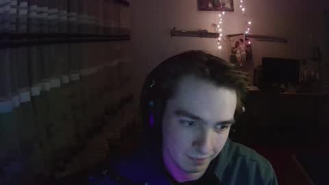 Snapshot of dreamerguy07 chatting on February 2026 07:32:02 PM dreamerguy07 online show from February 2026 07:32:02 PM