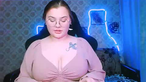 dreamforyoue2 online show from February 2026 08:36:01 PM