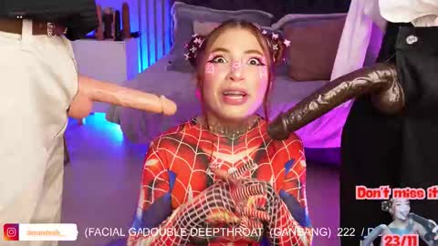 dreamleah_ online show from November 2025 05:07:01 AM