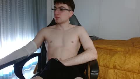 DreamBoy online show from April 2026 12:47:01 PM