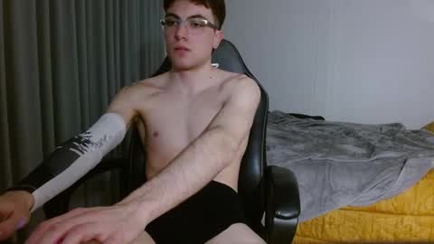 DreamBoy online show from April 2026 11:27:01 PM