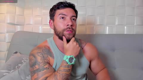 Snapshot of dreammr1 chatting on December 2024 06:02:02 AM cris online show from December 2024 06:02:02 AM