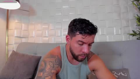 Snapshot of dreammr1 chatting on December 2024 12:39:02 AM cris online show from December 2024 12:39:02 AM