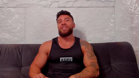 Snapshot of dreammr1 chatting on February 2025 11:23:02 PM cris online show from February 2025 11:23:02 PM