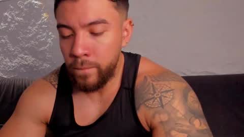 Snapshot of dreammr1 chatting on October 2025 03:55:01 PM cris online show from October 2025 03:55:01 PM