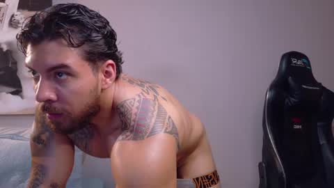 Snapshot of dreammr1 chatting on May 2026 03:01:02 AM cris online show from May 2026 03:01:02 AM