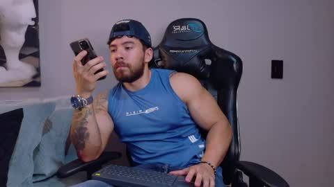 Snapshot of dreammr1 chatting on May 2026 09:45:01 PM cris online show from May 2026 09:45:01 PM