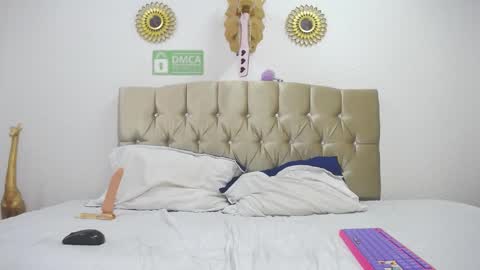 Sophia online show from January 2025 12:38:02 AM