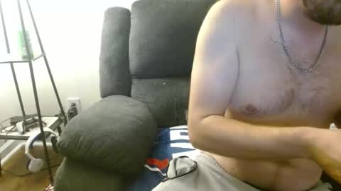 Snapshot of dreamstate888 chatting on November 2025 05:43:01 AM nccouple93 online show from November 2025 05:43:01 AM