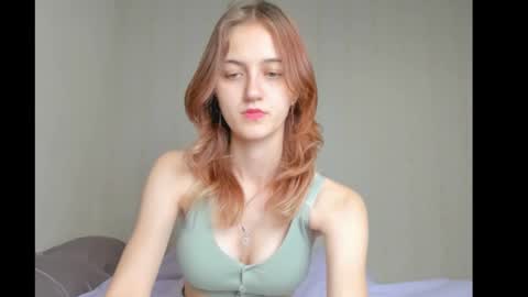 Snapshot of dreamy_pollyyy chatting on October 2025 01:41:02 PM dreamy_pollyyy online show from October 2025 01:41:02 PM