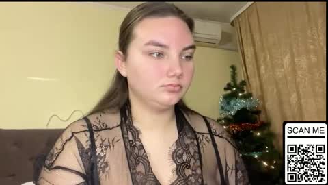 Mila online show from November 2025 05:09:02 AM