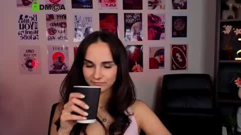 Snapshot of dreamyivyy chatting on July 2026 07:30:01 PM Ivy online show from July 2026 07:30:01 PM