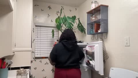 RIRI OR DREAMY online show from December 2024 04:07:02 AM