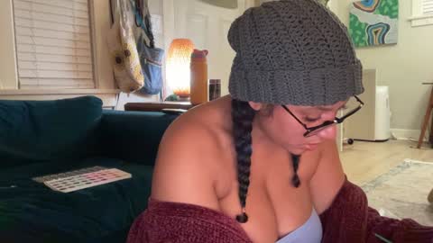 RIRI OR DREAMY online show from January 2025 02:35:01 AM